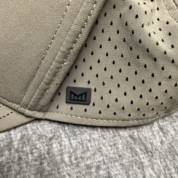 Melin A Game Hydro Hat Gray/Taupe 58 cm Lightweight Snap Back Cap - Picture 2 of 7